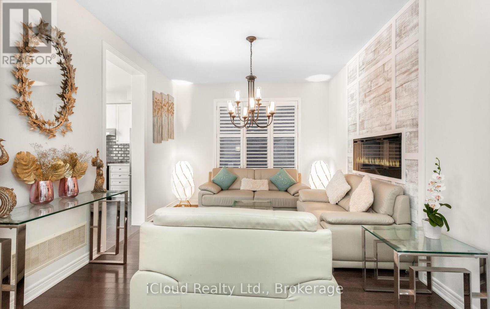 65 Stowmarket Street N, Caledon, Ontario  L7C 4B1 - Photo 10 - W12852838