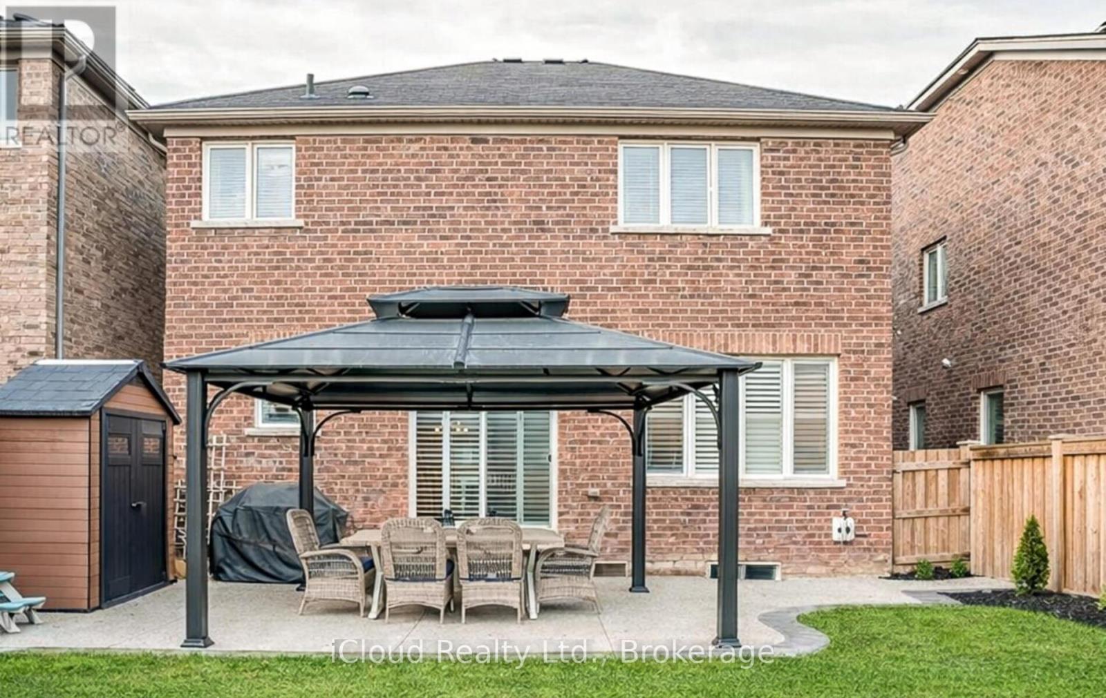 65 Stowmarket Street N, Caledon, Ontario  L7C 4B1 - Photo 37 - W12852838