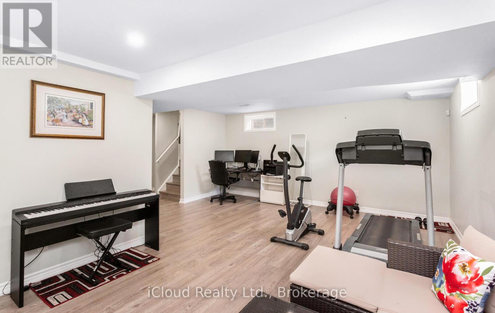 65 Stowmarket Street N, Caledon, Ontario  L7C 4B1 - Photo 35 - W12852838