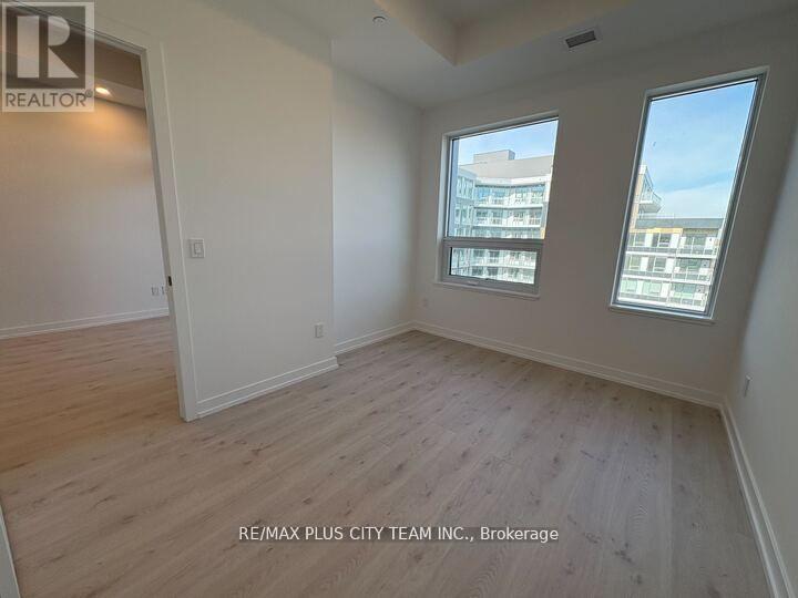 456 - 2501 Saw Whet Boulevard, Oakville, Ontario  L6M 5N2 - Photo 6 - W12854362