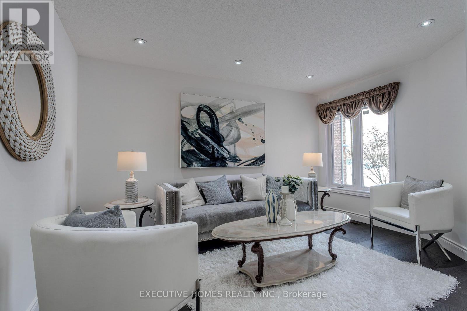 1192 Dream Crest Road, Mississauga, Ontario  L5V 1N7 - Photo 12 - W12854514