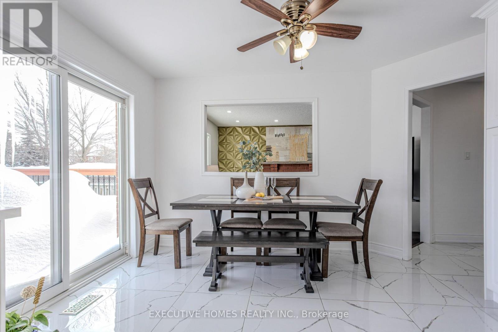 1192 Dream Crest Road, Mississauga, Ontario  L5V 1N7 - Photo 22 - W12854514