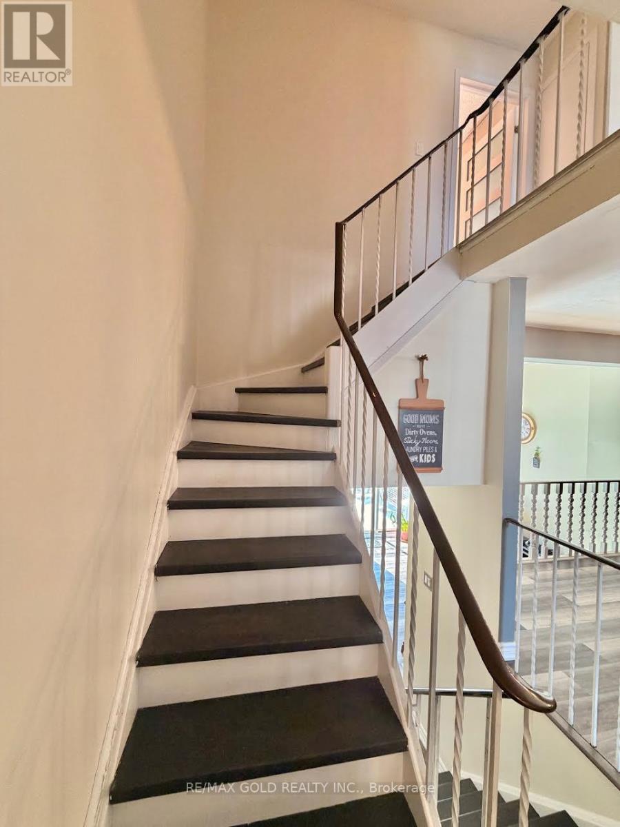 26 - 7707 Darcel Avenue, Mississauga, Ontario  L4T 3W9 - Photo 14 - W12854602