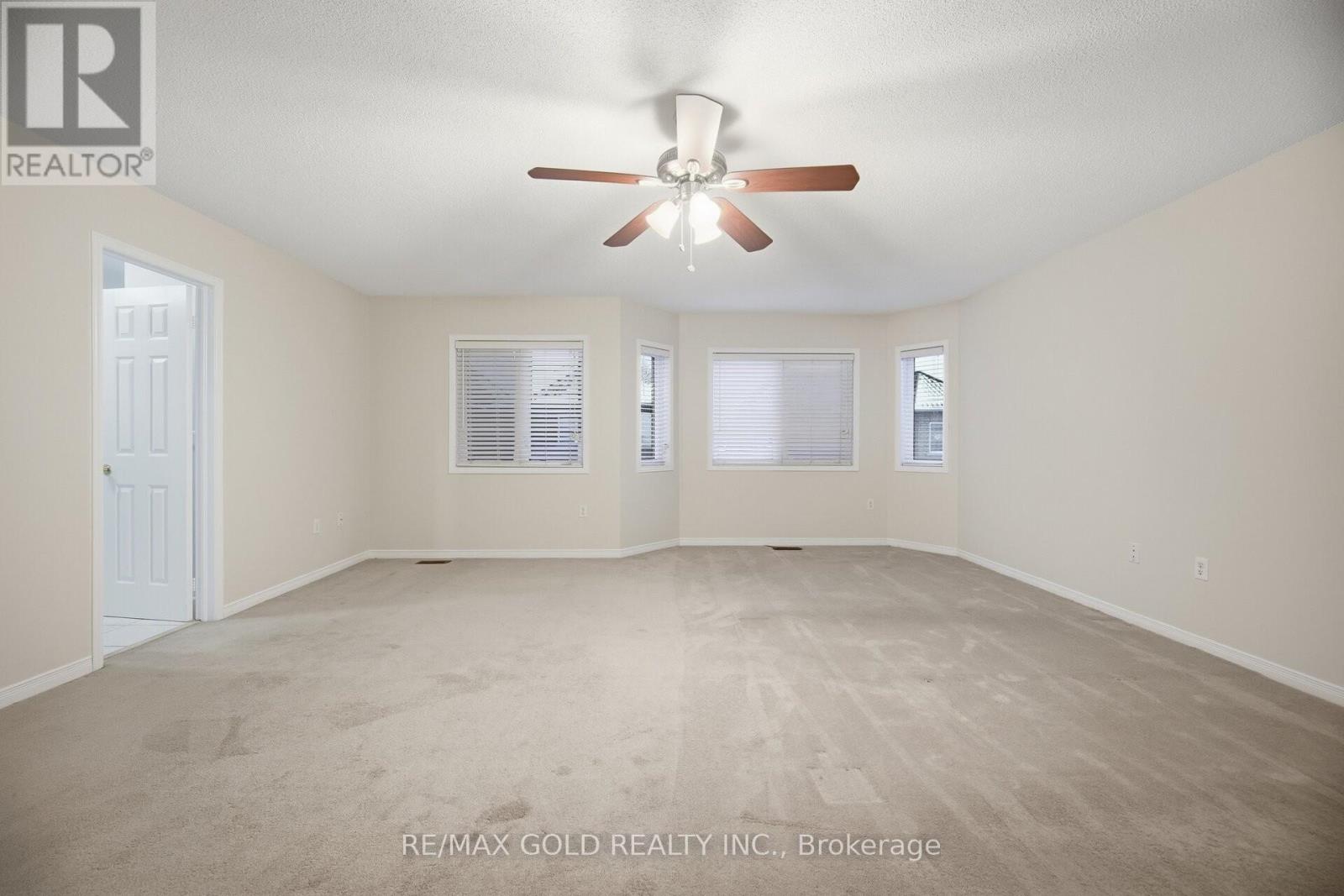 14 Ledgerock Road, Brampton (Bram East), Ontario  L6P 2L7 - Photo 15 - W12854630