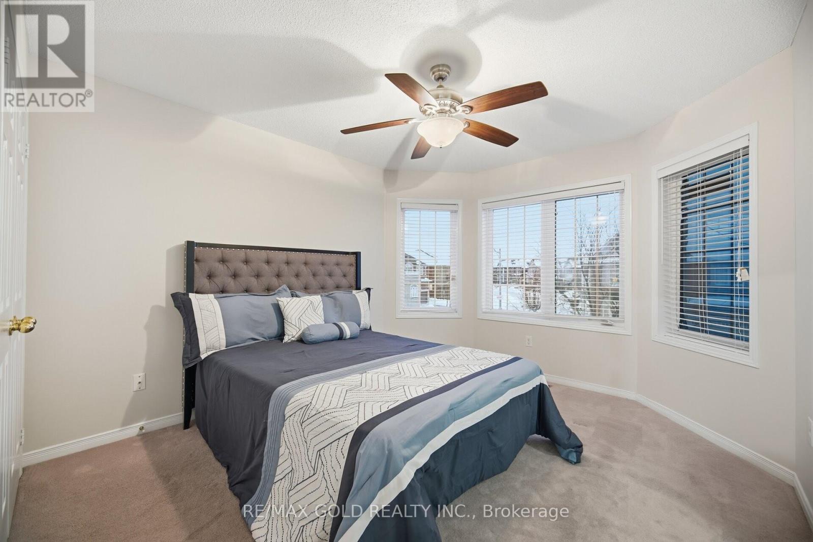 14 Ledgerock Road, Brampton (Bram East), Ontario  L6P 2L7 - Photo 18 - W12854630