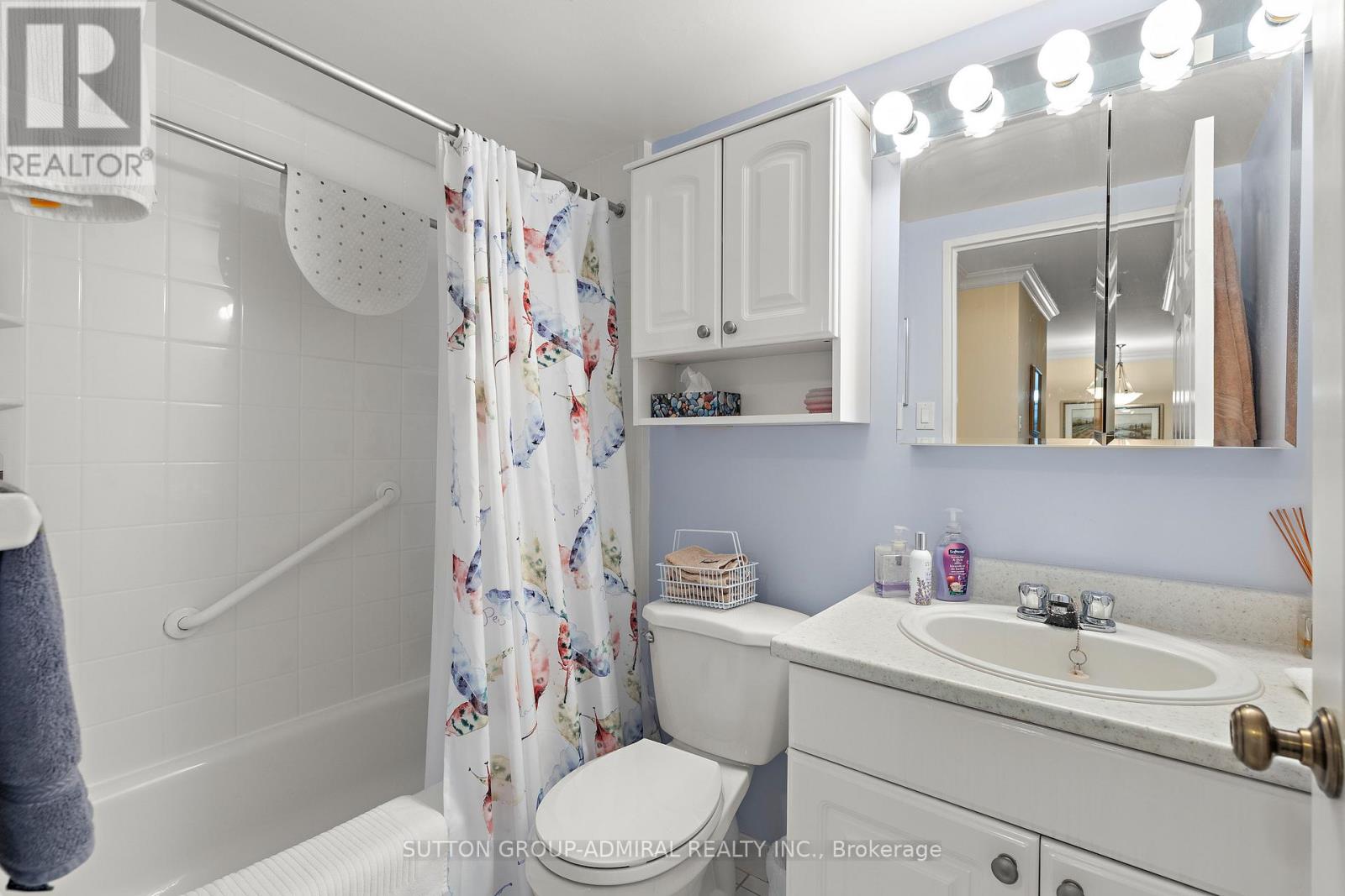 503 - 31 Four Winds Drive, Toronto, Ontario  M3J 1K9 - Photo 21 - W12854674