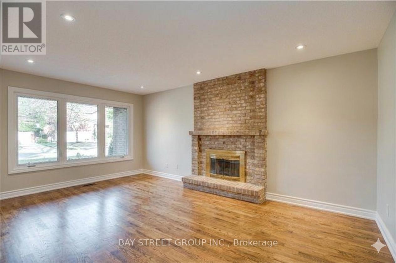 1783 Fifeshire Court, Mississauga (Erin Mills), Ontario  L5L 2T3 - Photo 5 - W12854678