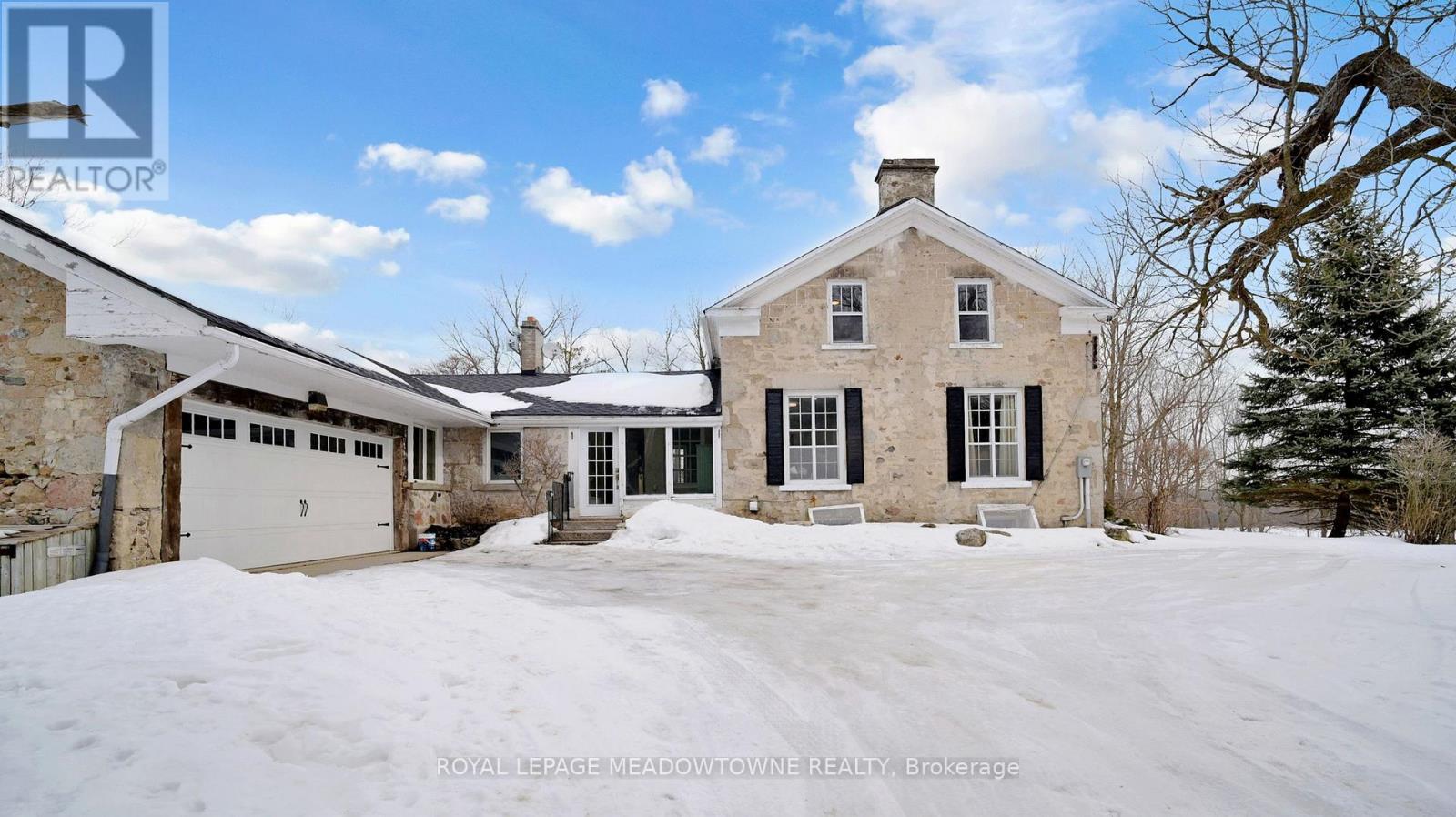 5595 25 SIDE ROAD, Milton, Ontario