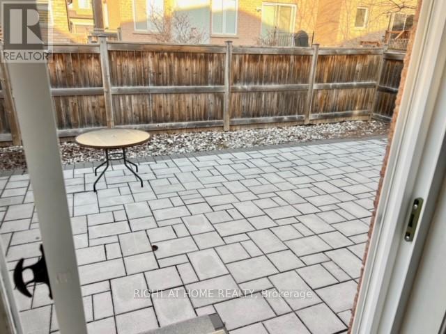 4689 Bracknell Road, Burlington, Ontario  L7M 0E5 - Photo 26 - W12854716