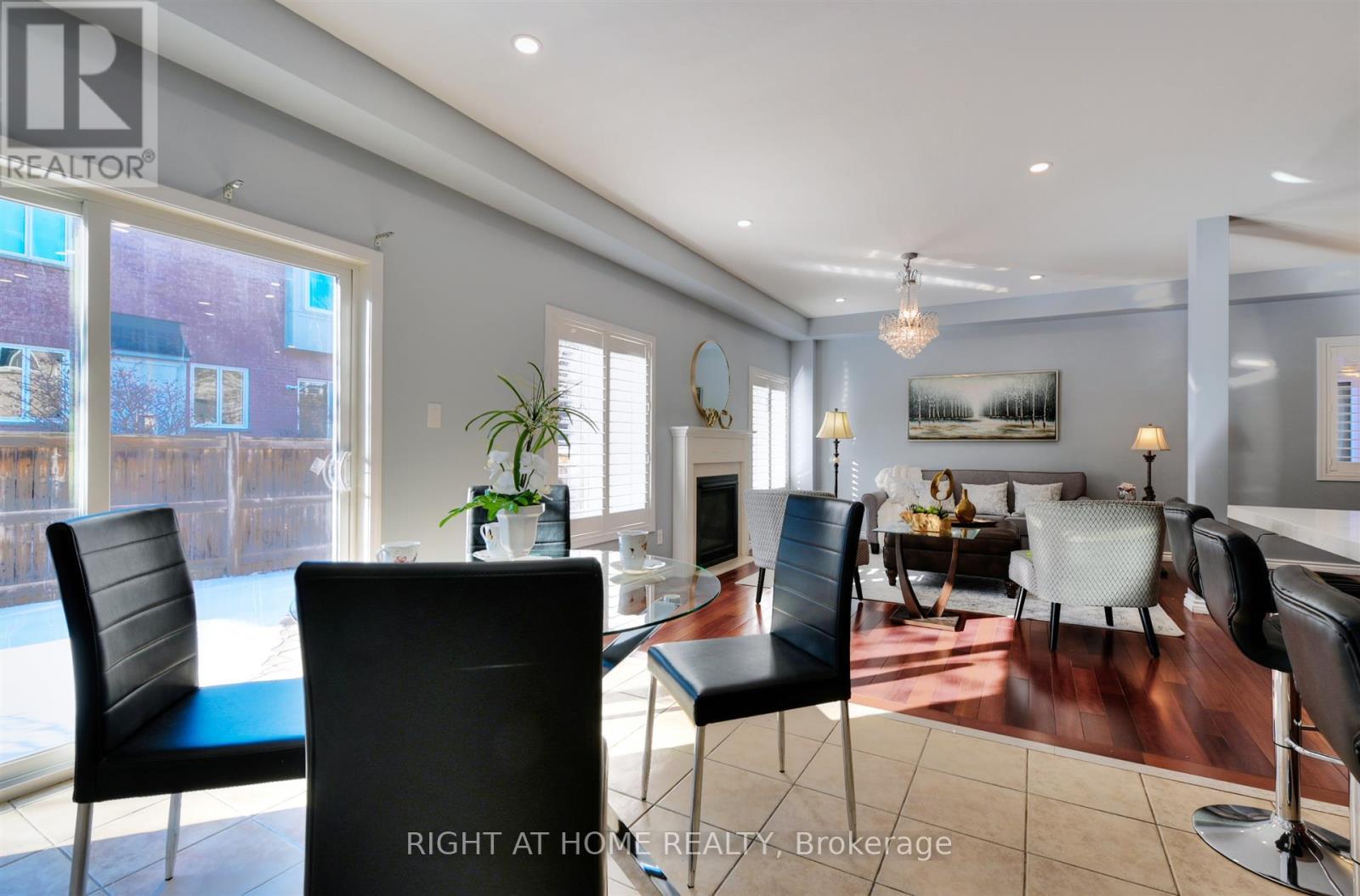 4689 Bracknell Road, Burlington, Ontario  L7M 0E5 - Photo 8 - W12854716