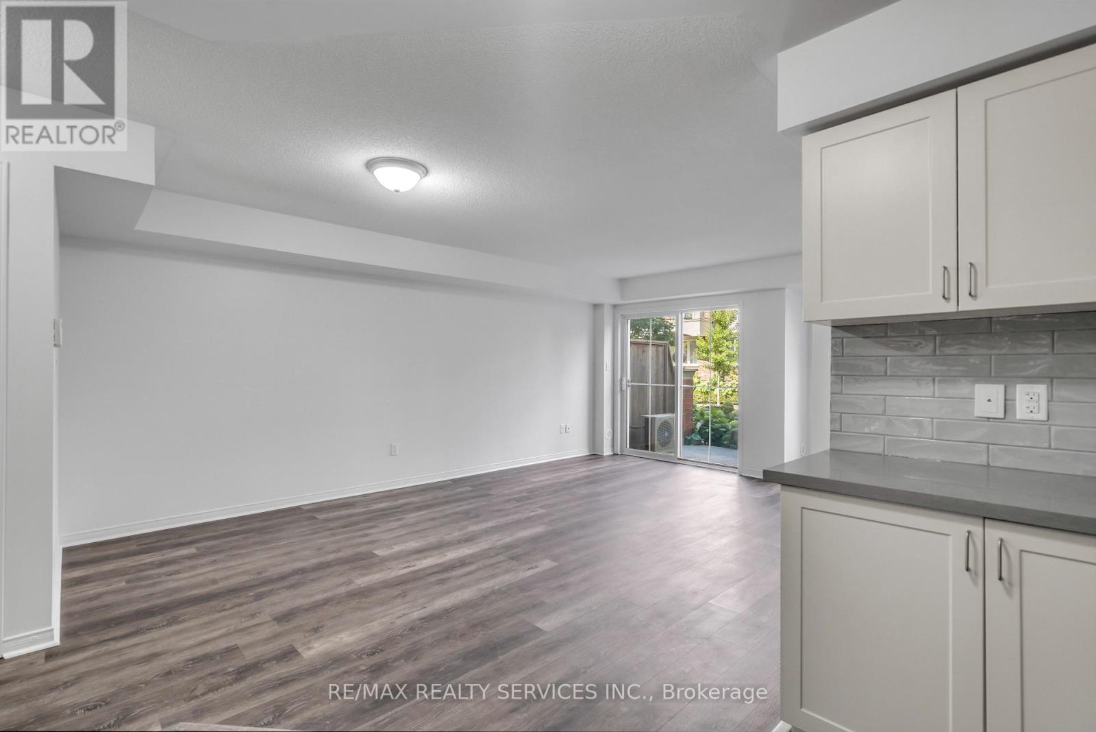 3 - 43 Hays Boulevard, Oakville, Ontario  L6H 0J1 - Photo 13 - W12854762