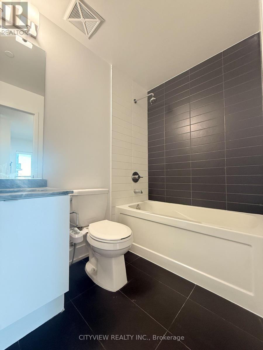 407 - 4085 Parkside Village Drive, Mississauga, Ontario  L5B 0K9 - Photo 10 - W12854770