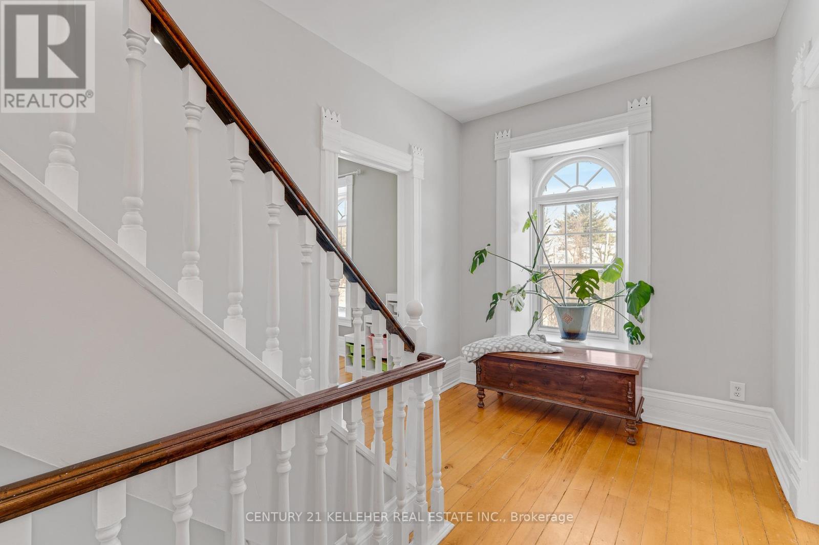 9920 Regional Road 25 Road, Halton Hills, Ontario  L9T 2X7 - Photo 14 - W12854782