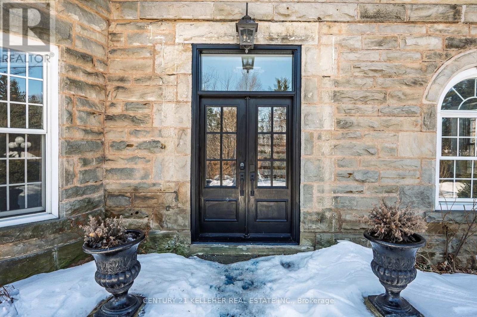 9920 Regional Road 25 Road, Halton Hills, Ontario  L9T 2X7 - Photo 3 - W12854782