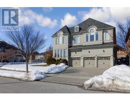 23 DALMENY DRIVE, Brampton, Ontario