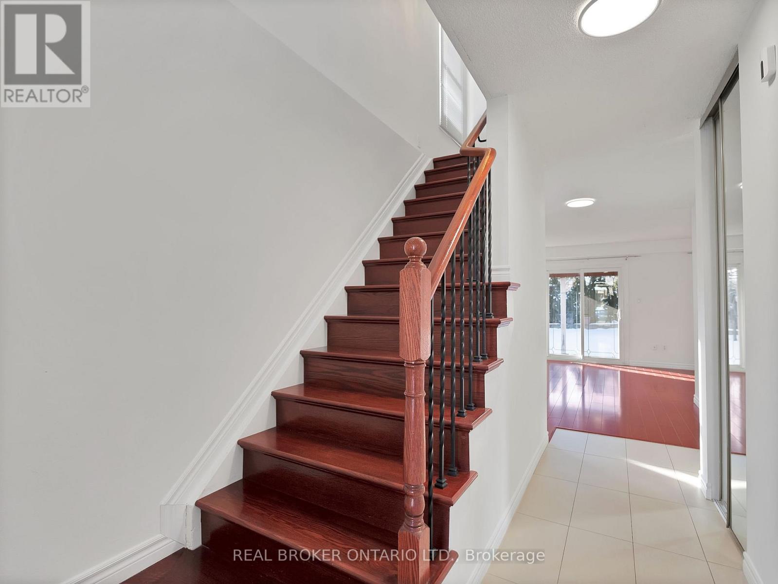 2602 Hemus Square, Mississauga, Ontario  L5C 3X4 - Photo 11 - W12854802