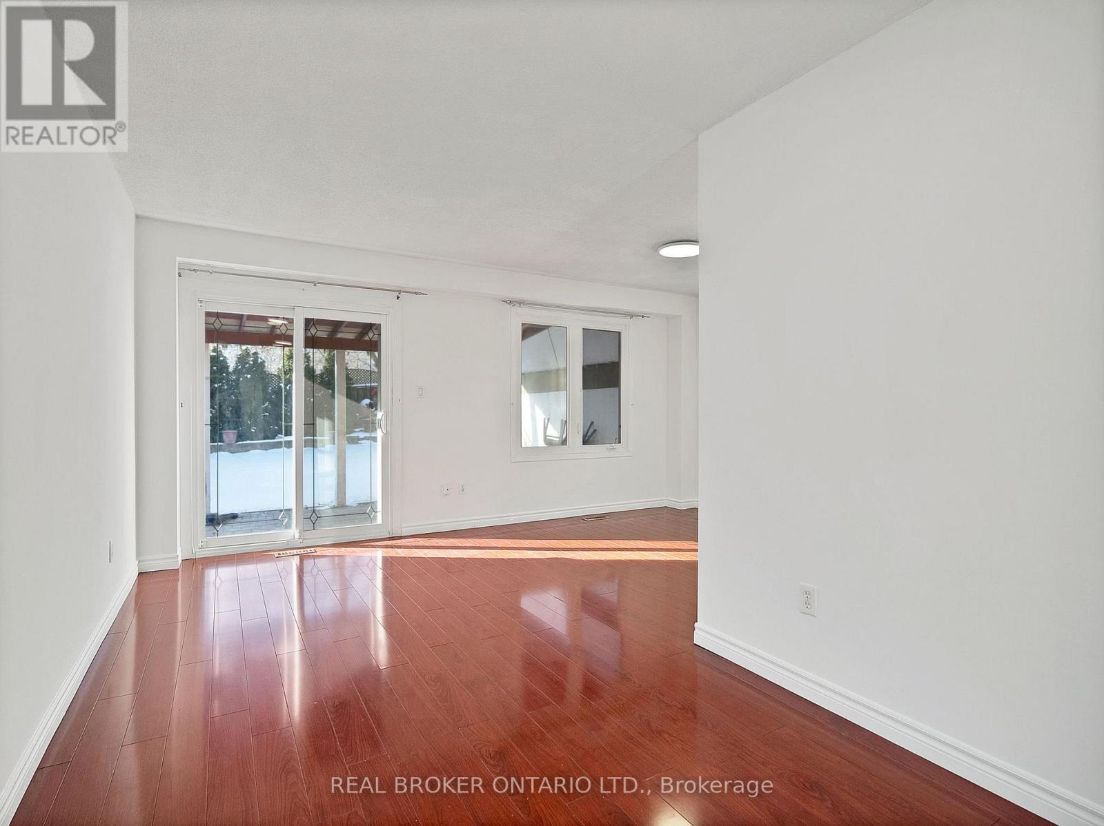 2602 Hemus Square, Mississauga, Ontario  L5C 3X4 - Photo 5 - W12854802