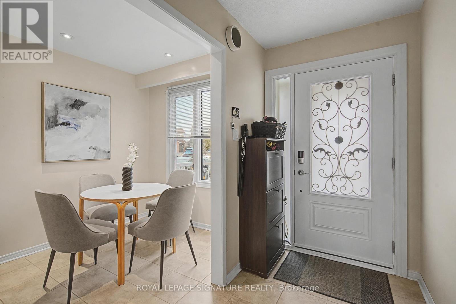 4317 Sugarbush Road, Mississauga, Ontario  L5B 2X6 - Photo 3 - W12854804