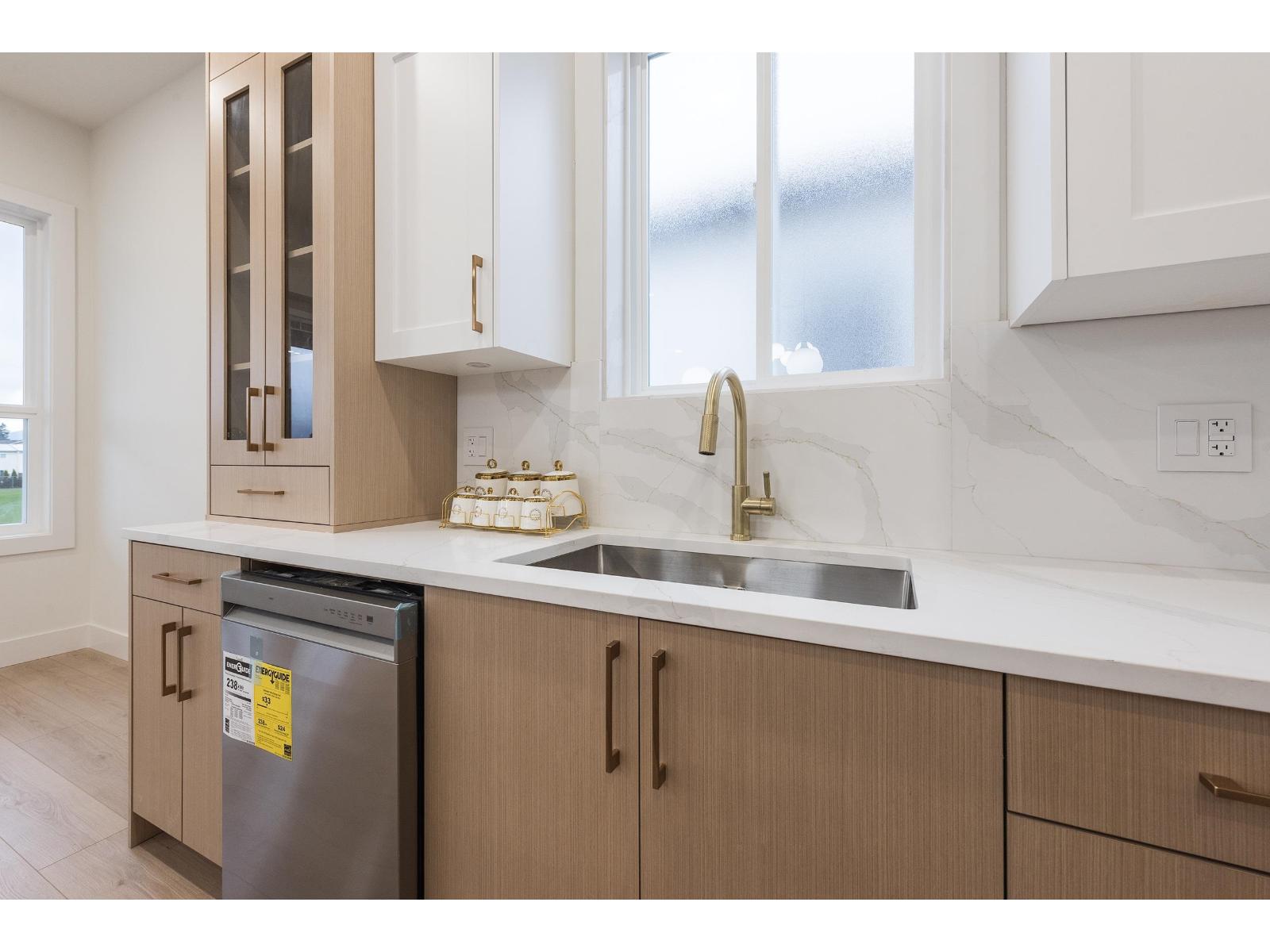 46339 Maple Avenue, Chilliwack Proper East, Chilliwack, British Columbia  V2P 2J5 - Photo 15 - R3096619