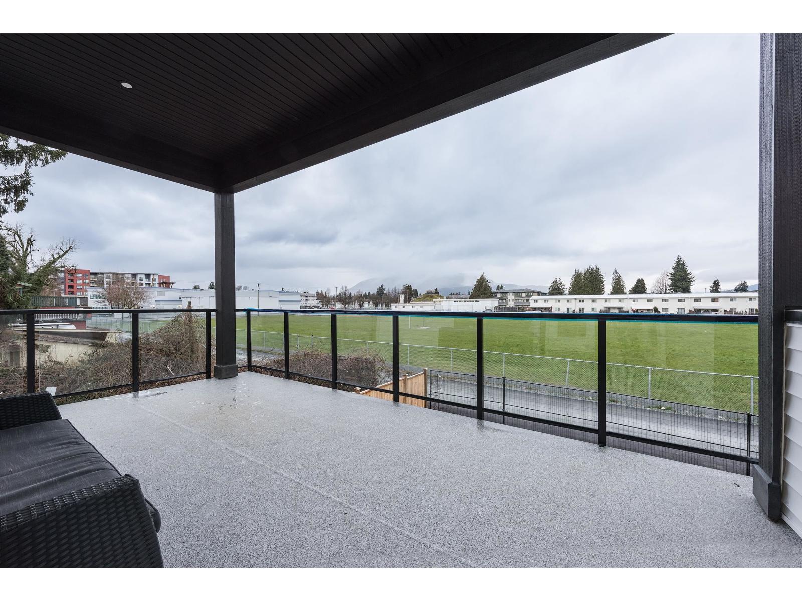 46339 Maple Avenue, Chilliwack Proper East, Chilliwack, British Columbia  V2P 2J5 - Photo 21 - R3096619