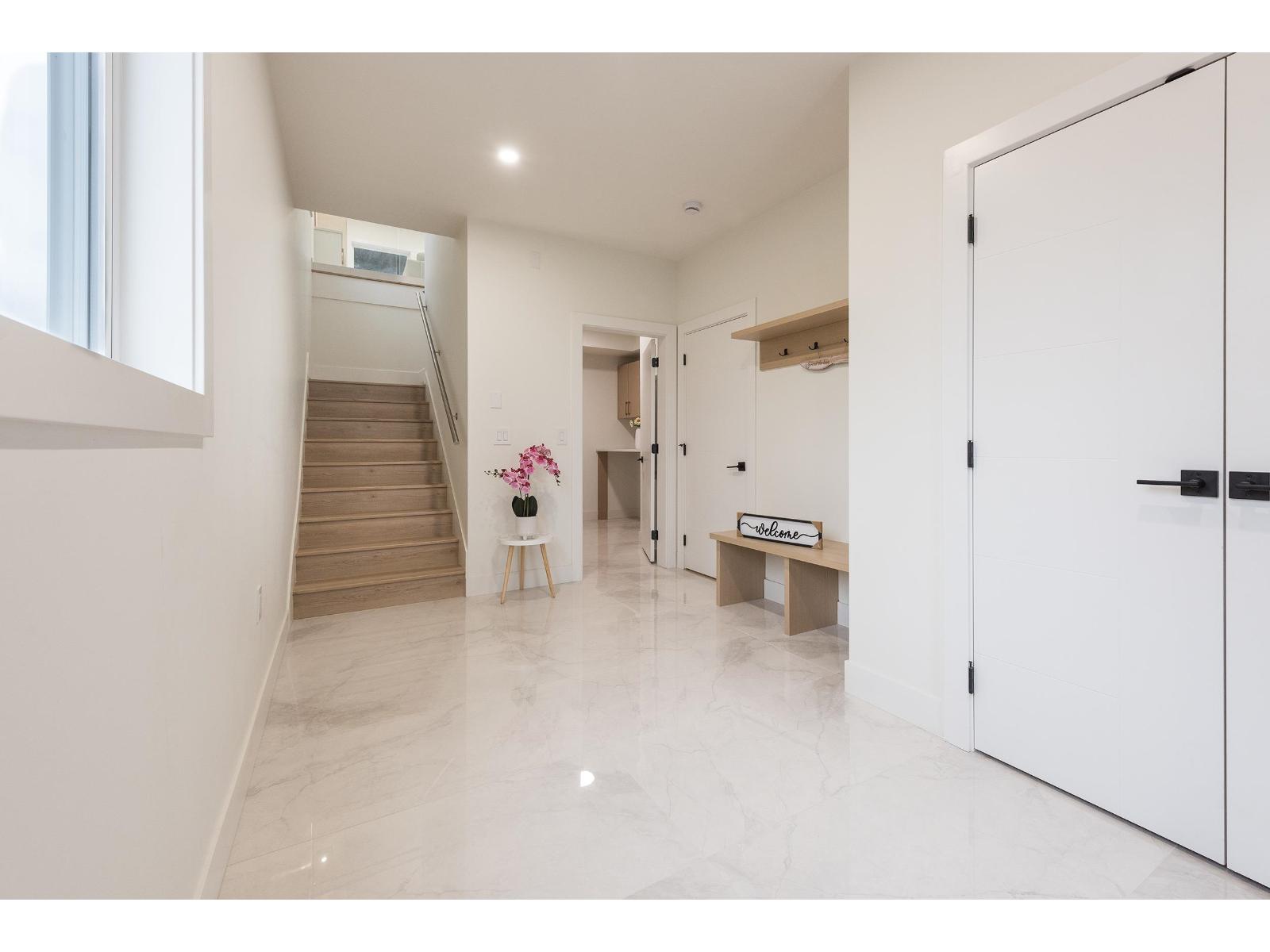 46339 Maple Avenue, Chilliwack Proper East, Chilliwack, British Columbia  V2P 2J5 - Photo 4 - R3096619