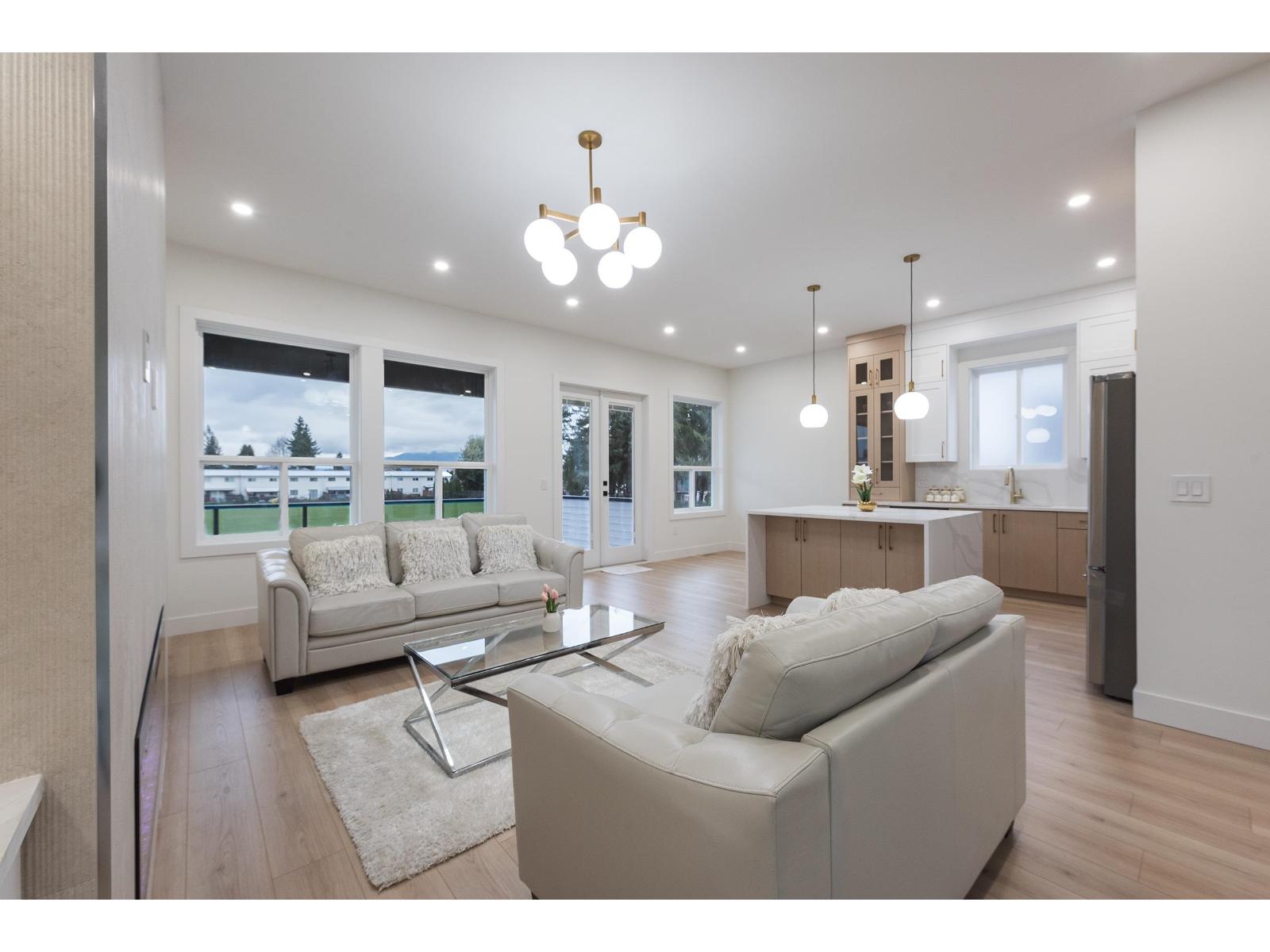 46339 Maple Avenue, Chilliwack Proper East, Chilliwack, British Columbia  V2P 2J5 - Photo 11 - R3096619