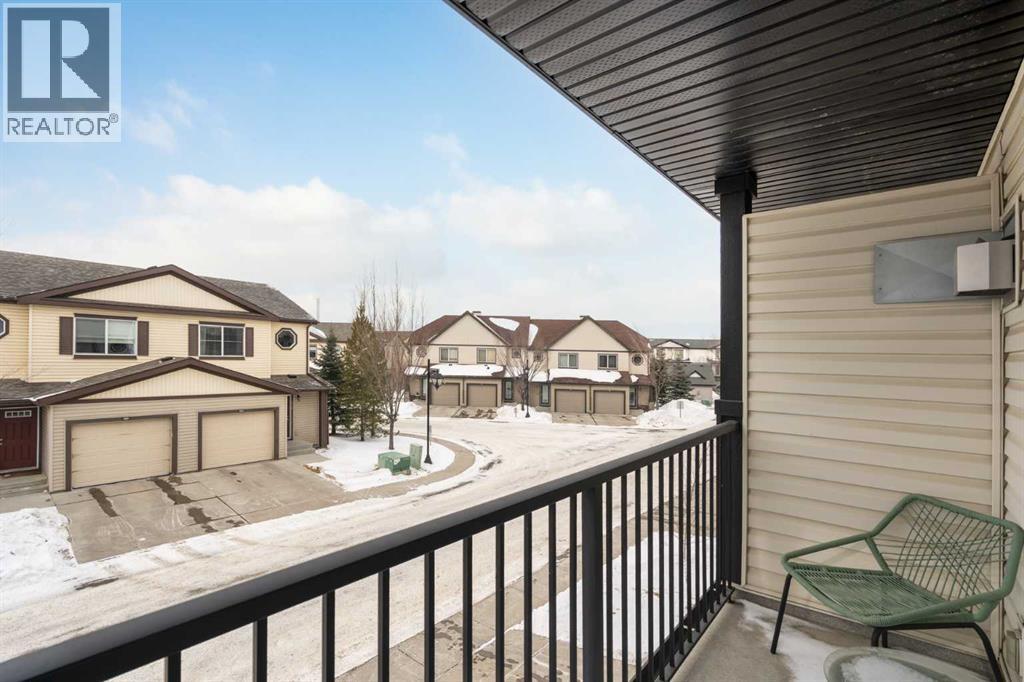381 Copperpond Landing Se, Calgary, Alberta  T2Z 1G6 - Photo 21 - A2288788