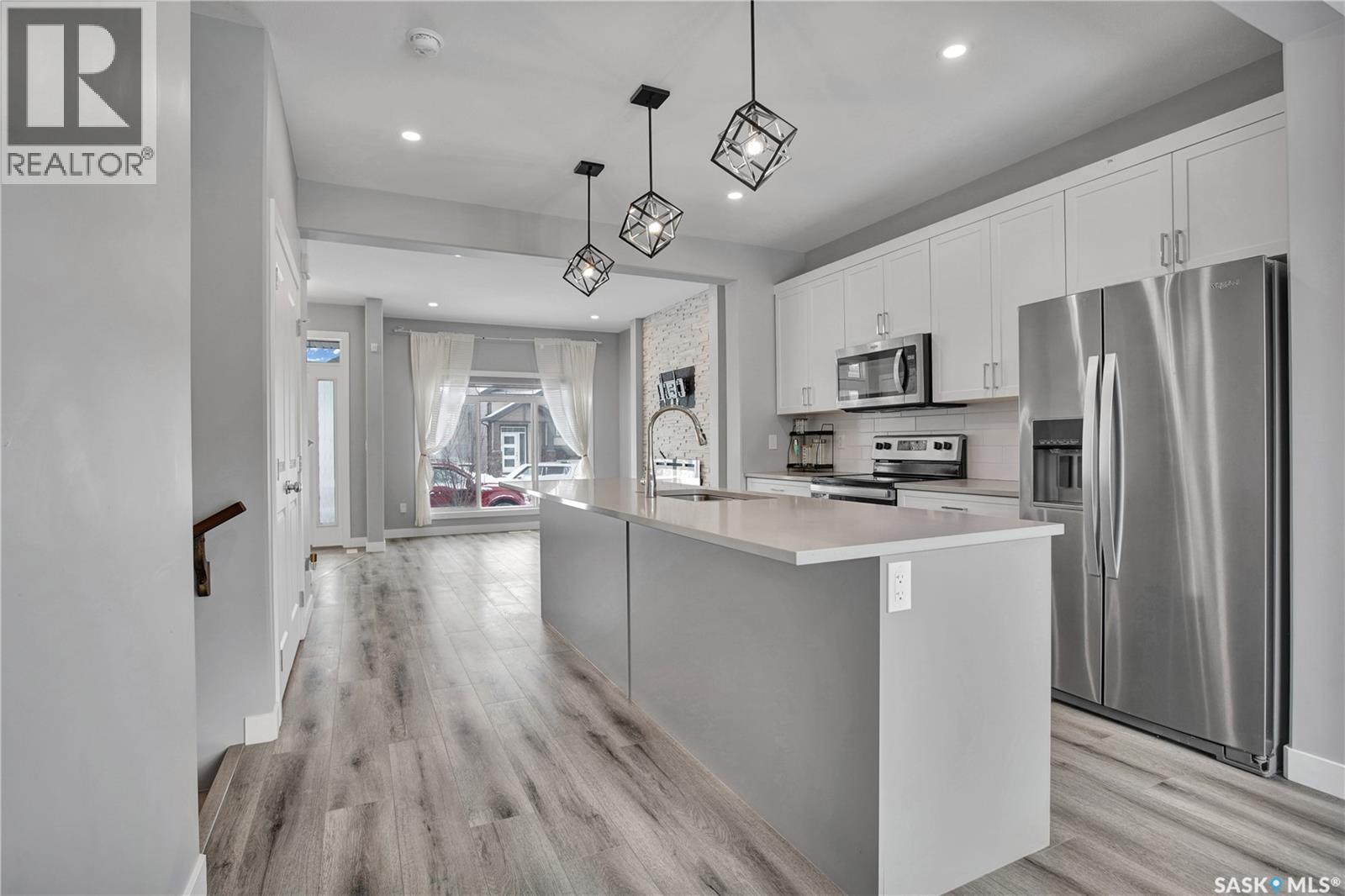 959 Mcfaull Manor, Saskatoon, Saskatchewan  S7V 0S8 - Photo 5 - SK029875