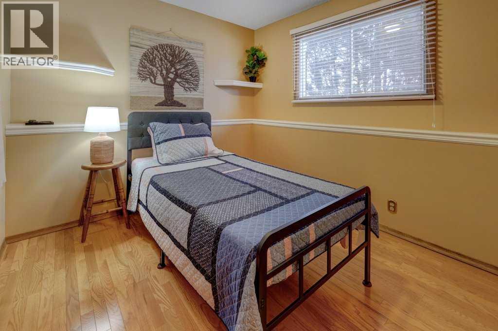 79 Bermondsey Way Nw, Calgary, Alberta  T3K 1V5 - Photo 12 - A2289669