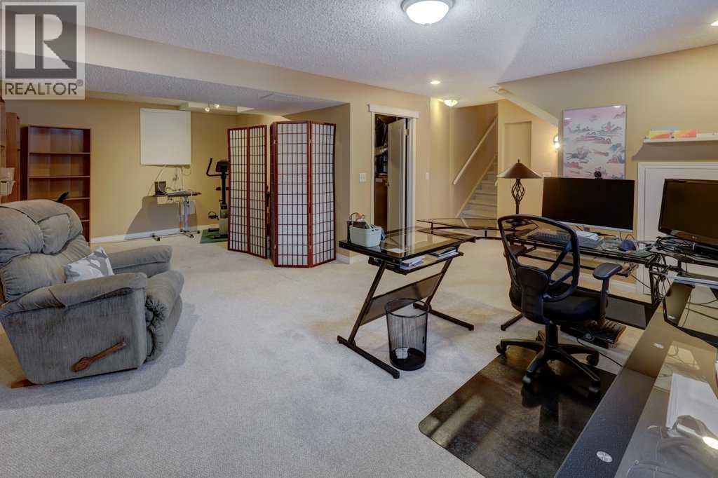 79 Bermondsey Way Nw, Calgary, Alberta  T3K 1V5 - Photo 24 - A2289669