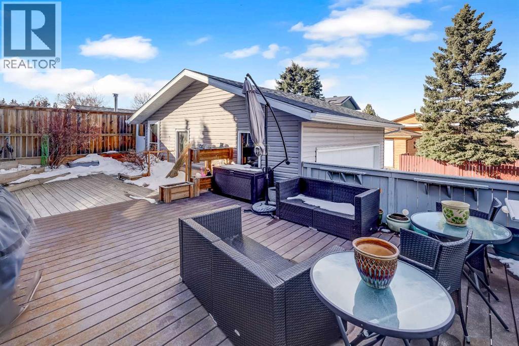 79 Bermondsey Way Nw, Calgary, Alberta  T3K 1V5 - Photo 27 - A2289669