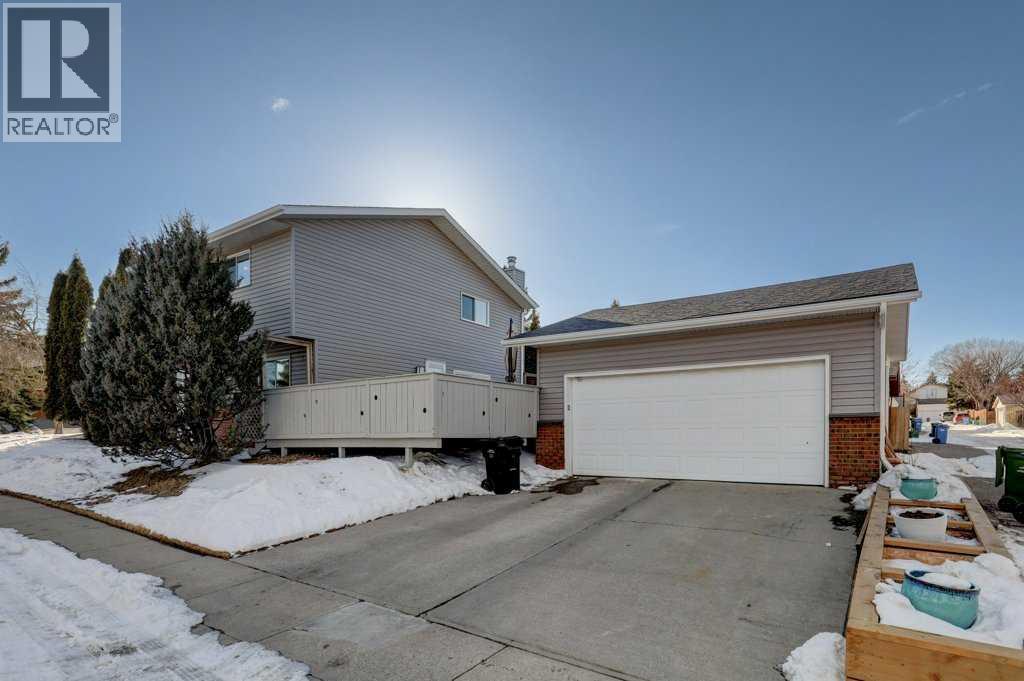 79 Bermondsey Way Nw, Calgary, Alberta  T3K 1V5 - Photo 26 - A2289669
