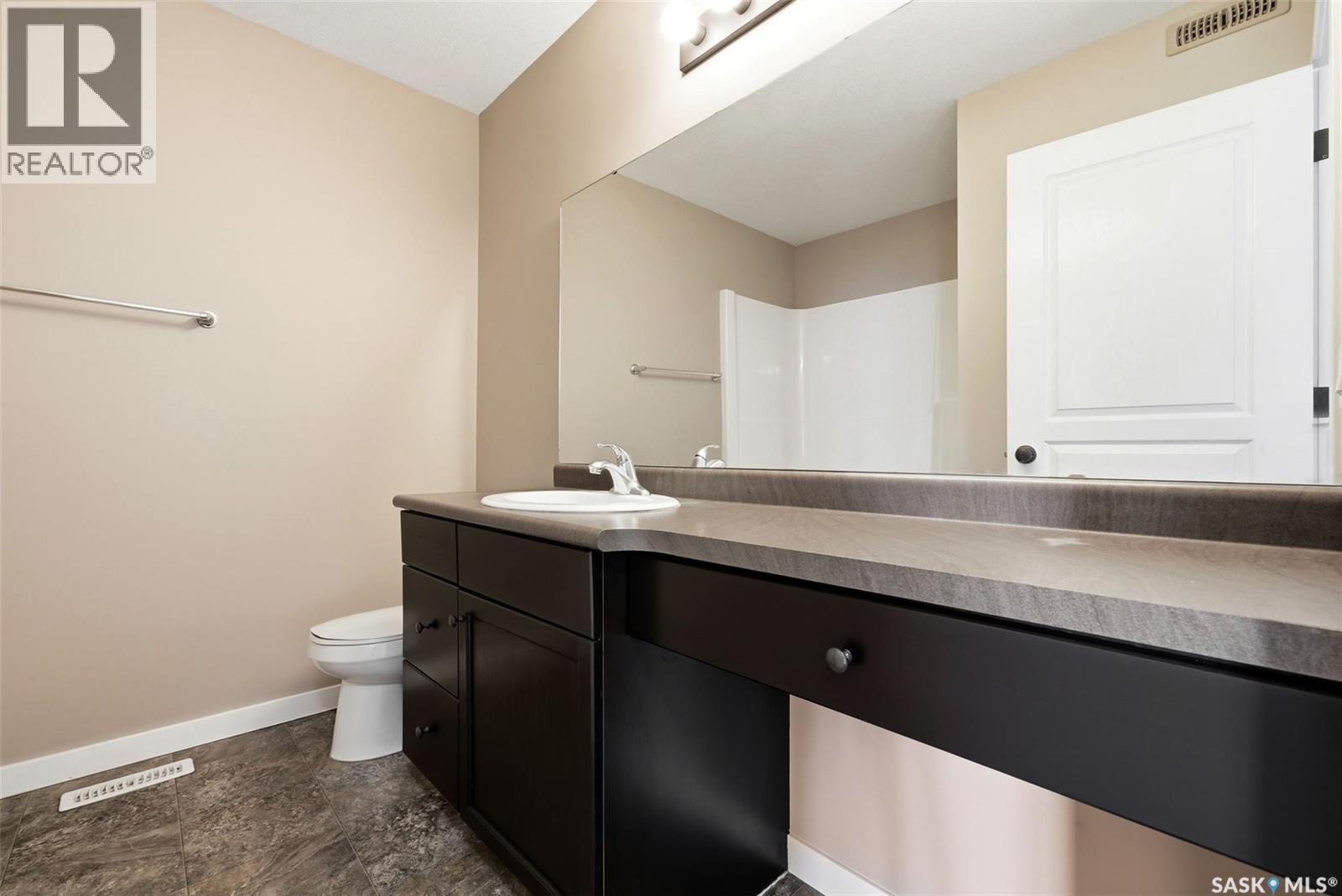 10 5004 James Hill Road, Regina, Saskatchewan  S4W 0E8 - Photo 18 - SK029738