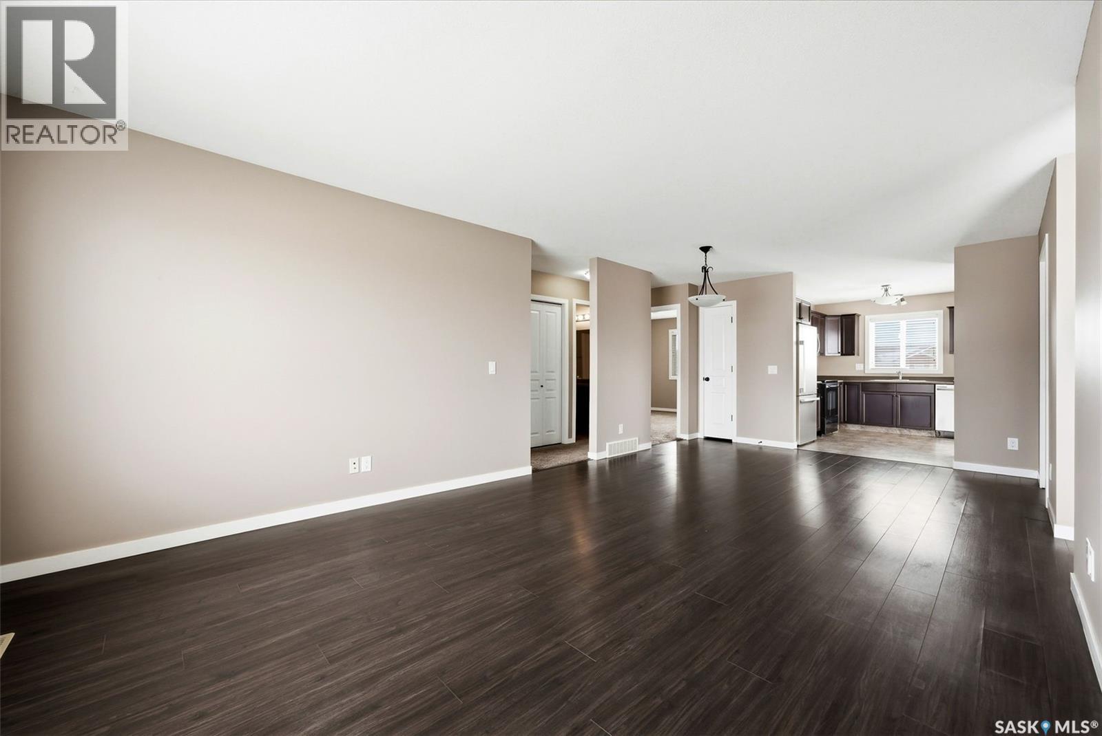 10 5004 James Hill Road, Regina, Saskatchewan  S4W 0E8 - Photo 6 - SK029738