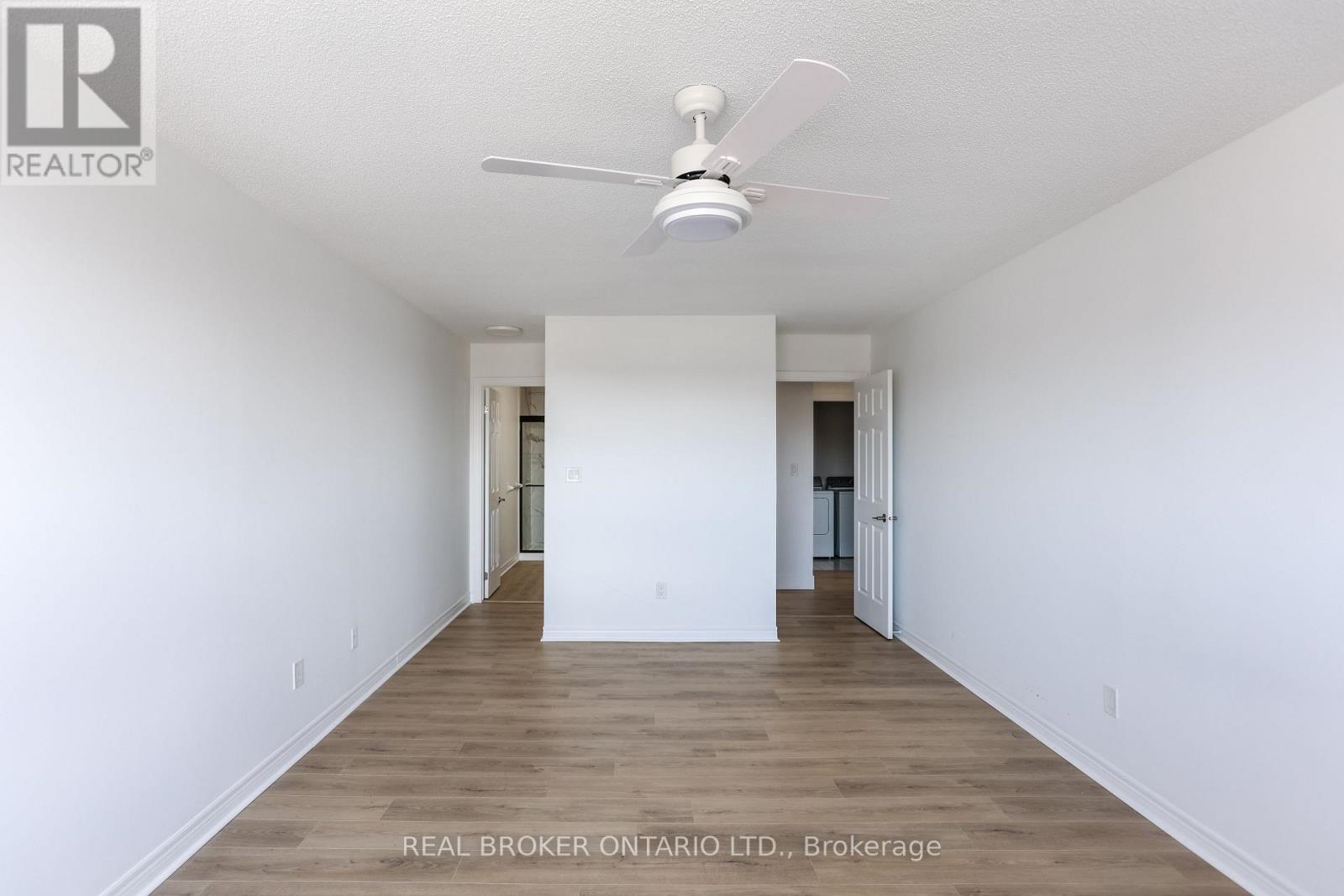 404 - 5 Ogilvie Street, Hamilton, Ontario  L9H 2S1 - Photo 16 - X12854532