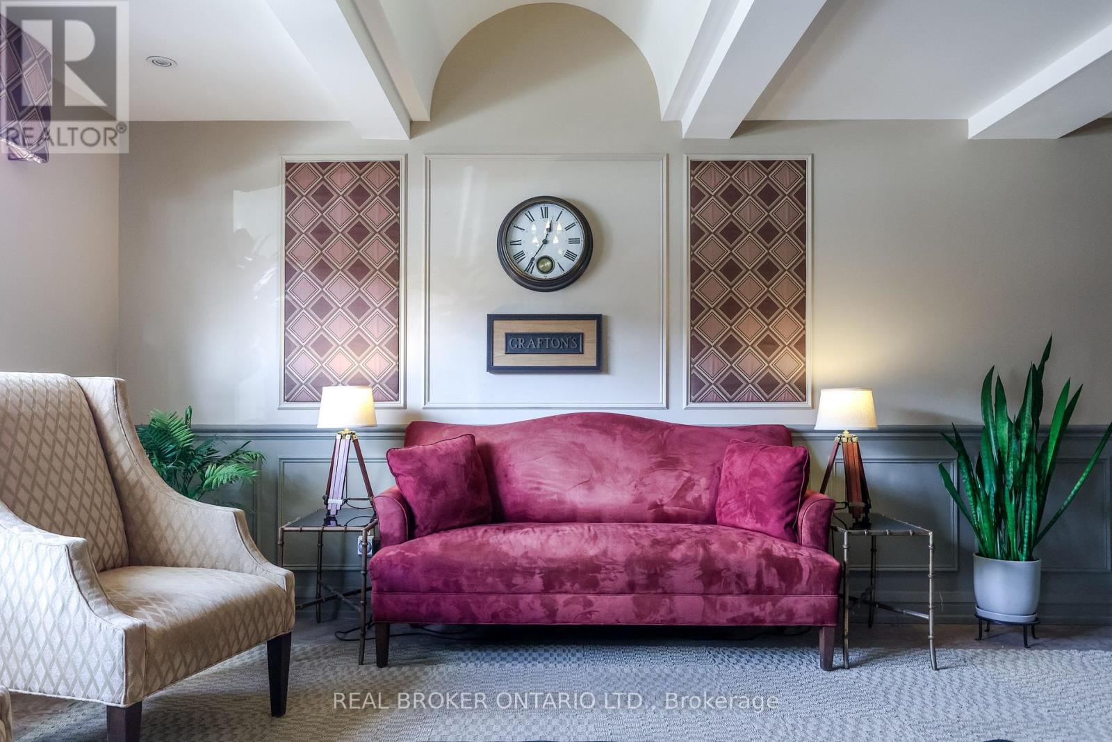 404 - 5 Ogilvie Street, Hamilton, Ontario  L9H 2S1 - Photo 29 - X12854532