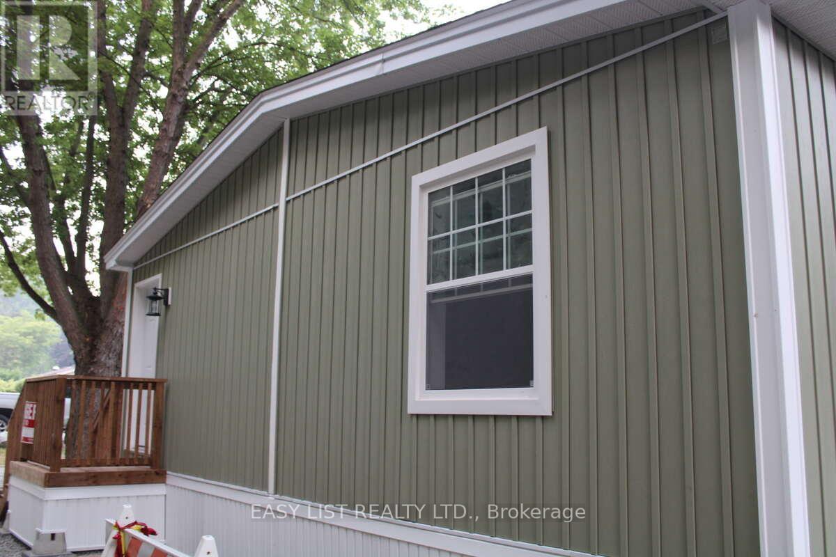 472 - 23 Four Mile Creek Road, Niagara-On-The-Lake, Ontario  L0S 1J1 - Photo 28 - X12854544