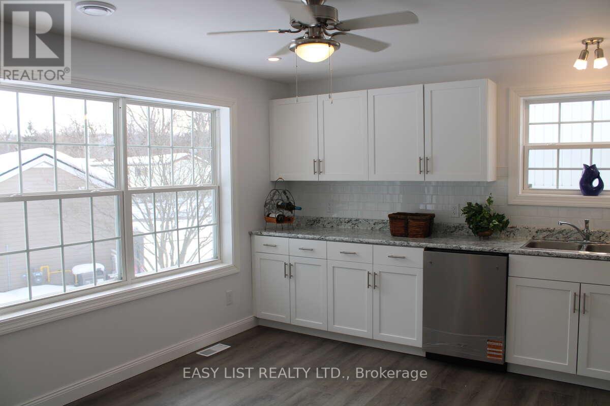 472 - 23 Four Mile Creek Road, Niagara-On-The-Lake, Ontario  L0S 1J1 - Photo 8 - X12854544