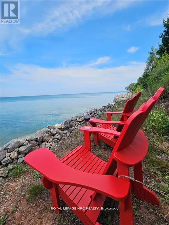 Upper - 46 Lakeside Drive, Grimsby, Ontario  L3M 2L2 - Photo 5 - X12854556