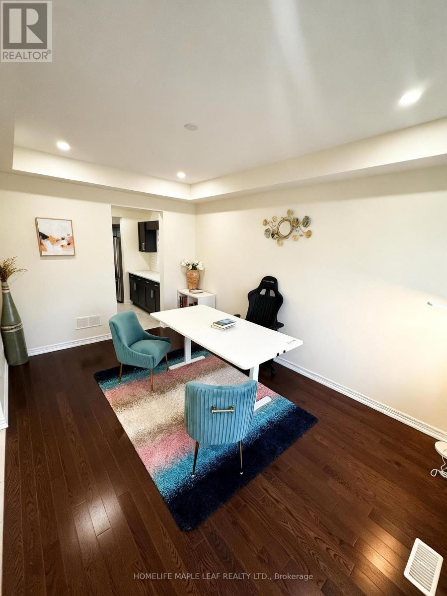 141 Crow Street, Welland, Ontario  L3B 5N8 - Photo 5 - X12854688