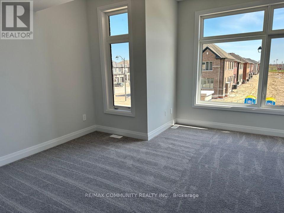 7 O'neill Street, Kawartha Lakes, Ontario  K9V 6K2 - Photo 10 - X12854706