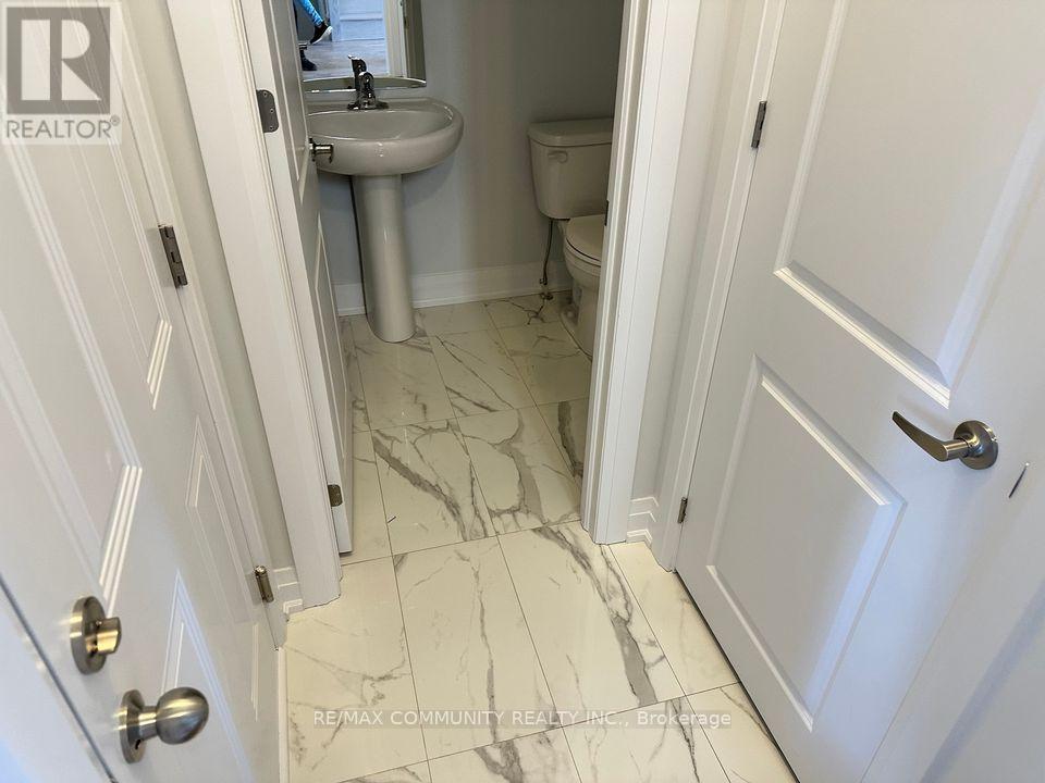 7 O'neill Street, Kawartha Lakes, Ontario  K9V 6K2 - Photo 21 - X12854706