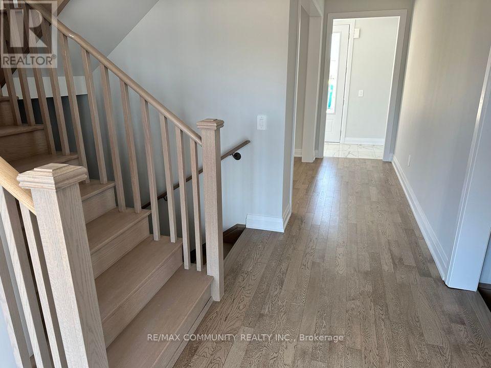 7 O'neill Street, Kawartha Lakes, Ontario  K9V 6K2 - Photo 22 - X12854706