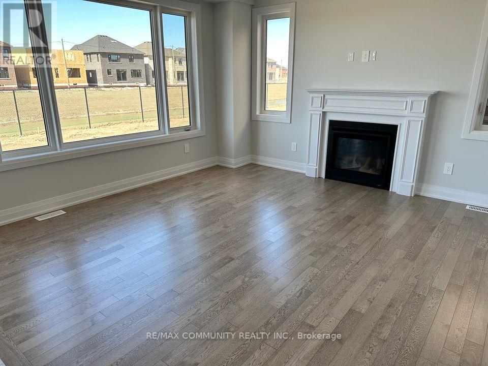 7 O'neill Street, Kawartha Lakes, Ontario  K9V 6K2 - Photo 6 - X12854706