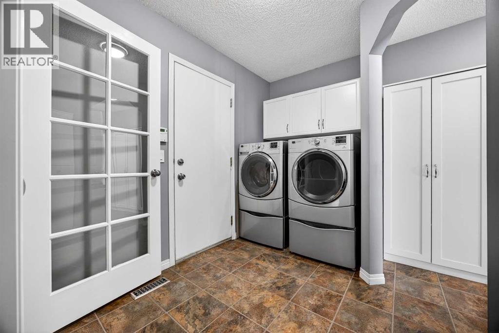 378 Panamount Drive Nw, Calgary, Alberta  T3K 5M1 - Photo 14 - A2289962