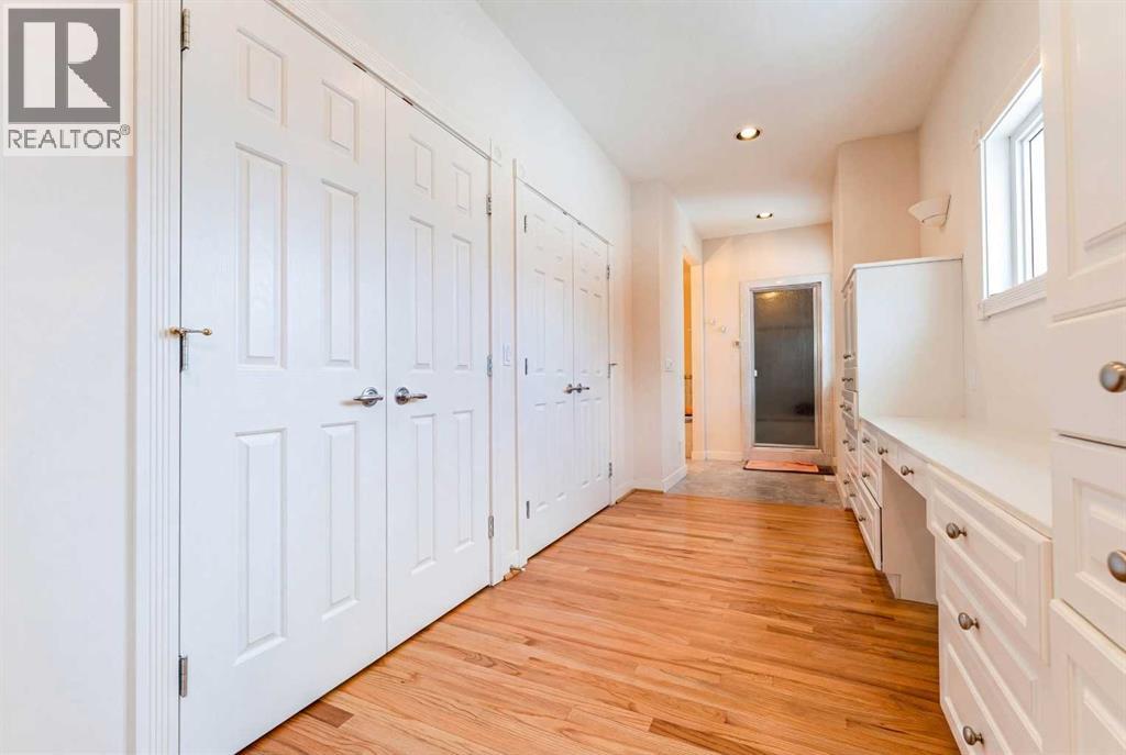 6756 Bow Crescent Nw, Calgary, Alberta  T3B 2B9 - Photo 31 - A2290092