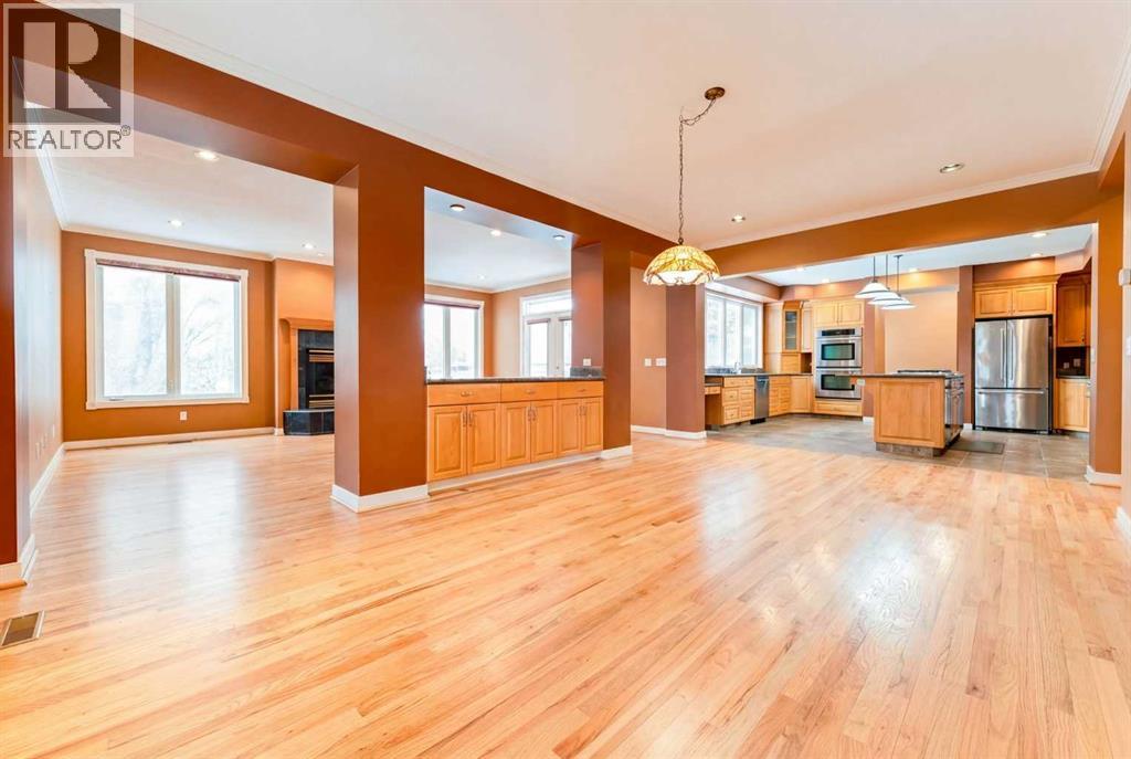 6756 Bow Crescent Nw, Calgary, Alberta  T3B 2B9 - Photo 16 - A2290092