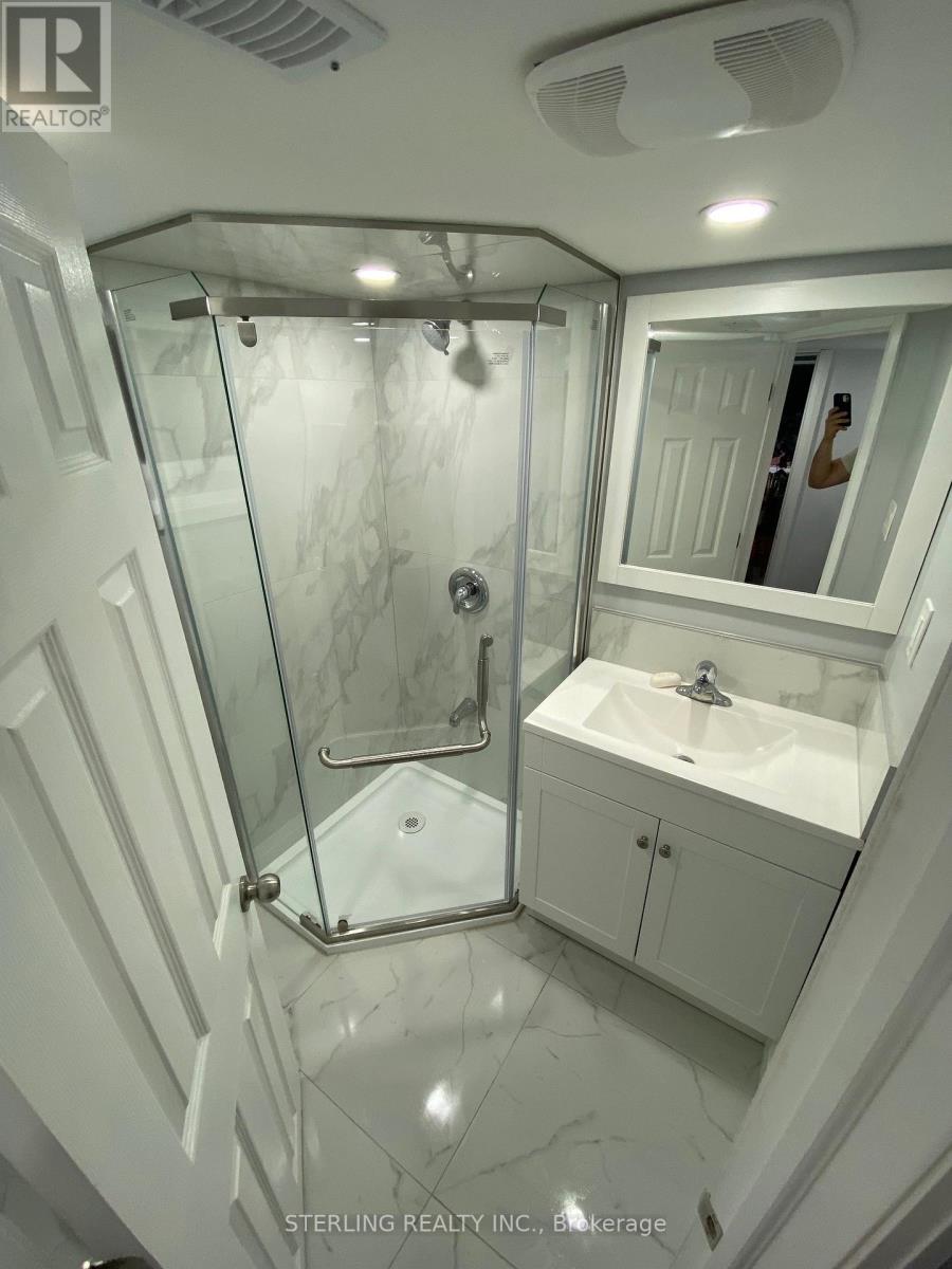 79 Nassau Street, Oshawa, Ontario  L1J 4A3 - Photo 5 - E12828104