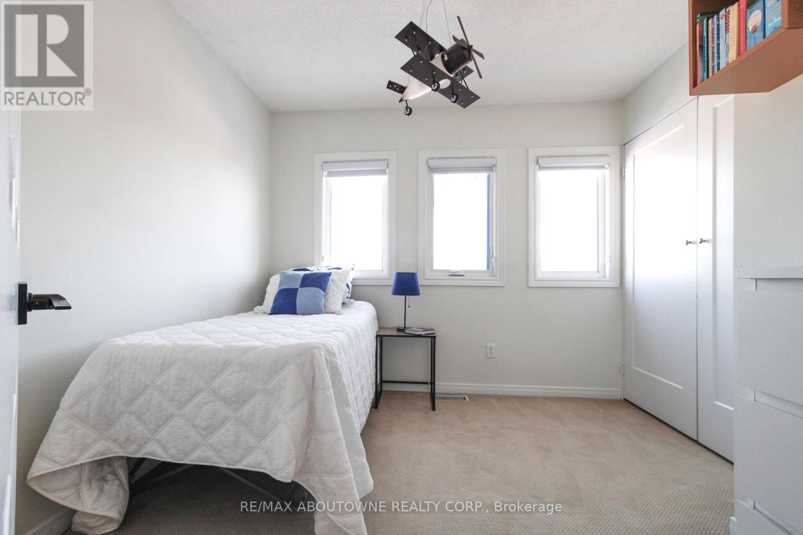 3845 Cedar Hedge Rise, Mississauga (Lisgar), Ontario  L5N 6X2 - Photo 24 - W12841434