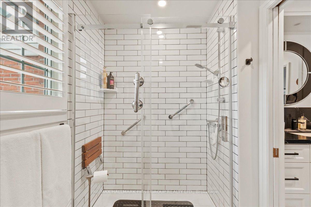 6 - 110 Mary Street W, Whitby (Downtown Whitby), Ontario  L1N 8M5 - Photo 31 - E12854904